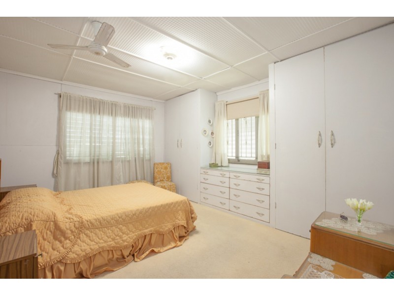 1524 Creek Road, Carina QLD 4152