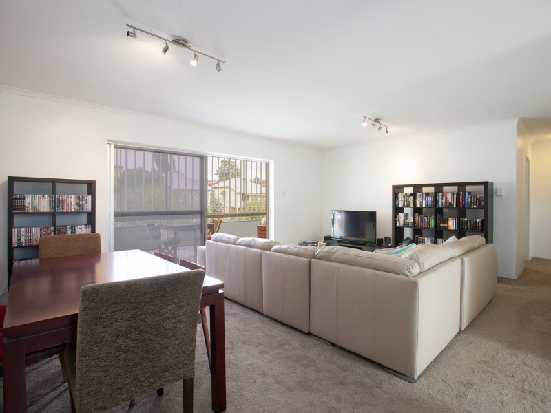 5/15 Macaulay Street, Coorparoo QLD 4151