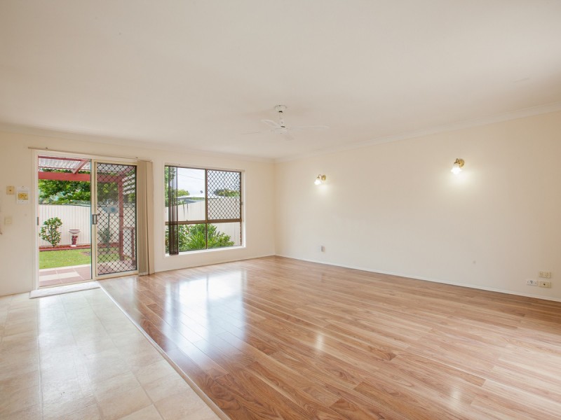 25 Macknish Street, Coopers Plains QLD 4108