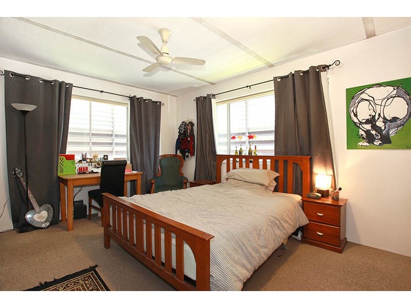 8/675 Wynnum Rd, Morningside QLD 4170