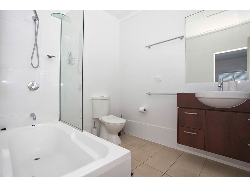 1/31 Burrai St, Morningside QLD 4170