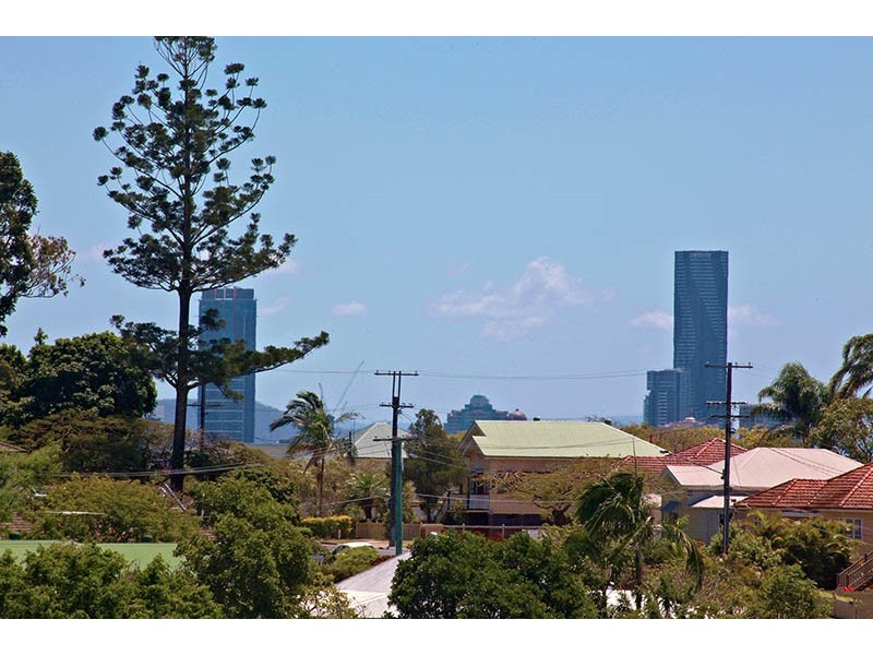 56 Joseph St, Camp Hill QLD 4152