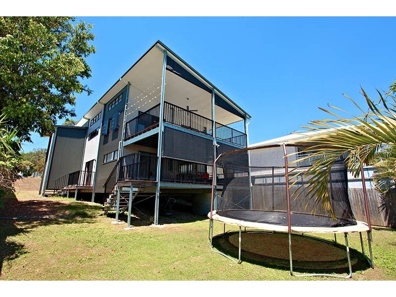 56 Joseph St, Camp Hill QLD 4152