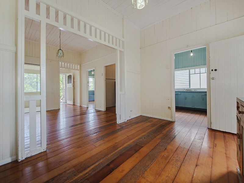 85 Rialto St, Greenslopes QLD 4120