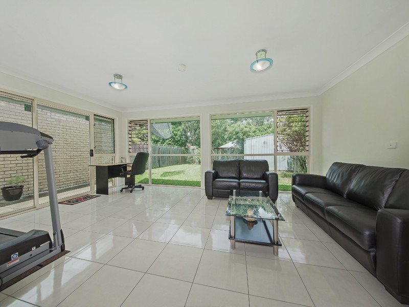 10 Wattle St, Cannon Hill QLD 4170
