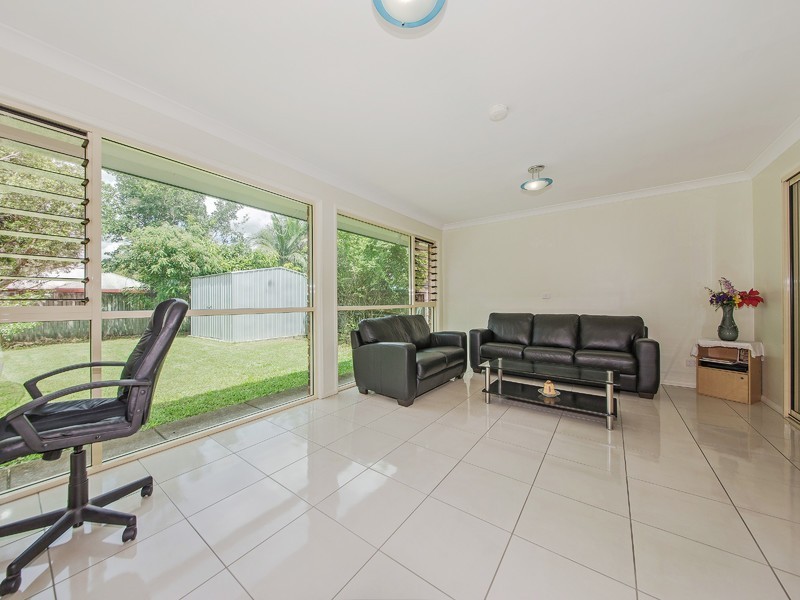 10 Wattle St, Cannon Hill QLD 4170