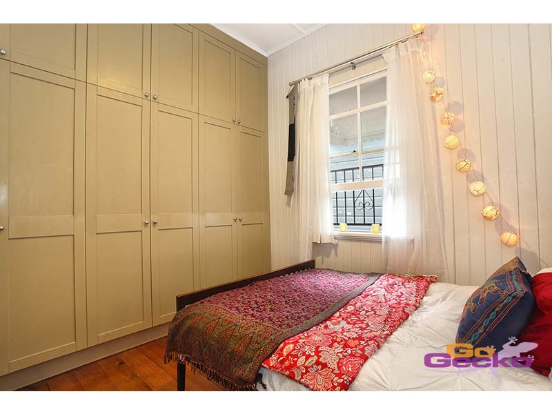 54 Gresham Street, East Brisbane QLD 4169