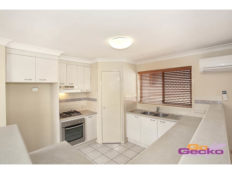 25 Cedar Street, Cannon Hill QLD 4170