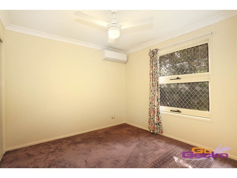 25 Cedar Street, Cannon Hill QLD 4170