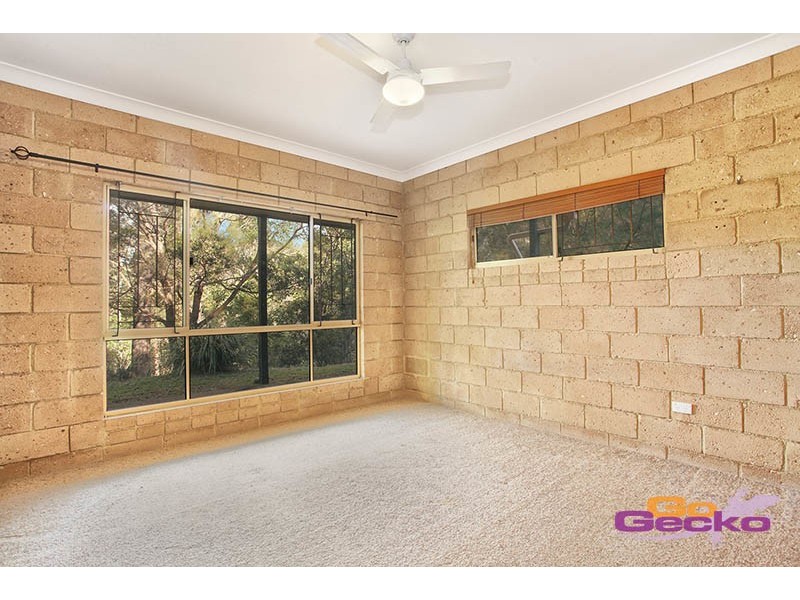 911 Mt Crosby Road, Karana Downs QLD 4306