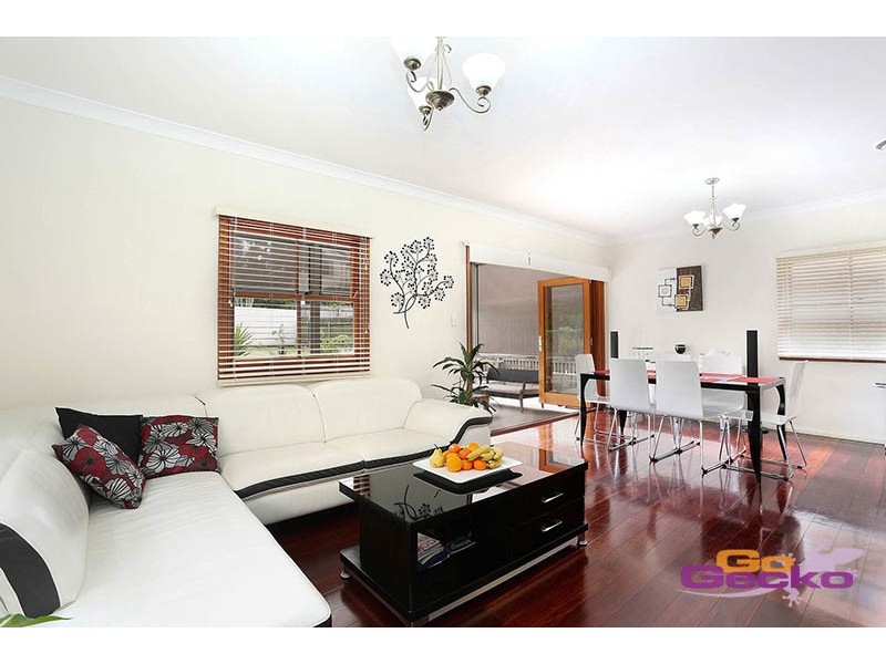 23 Vera Street, Greenslopes QLD 4120