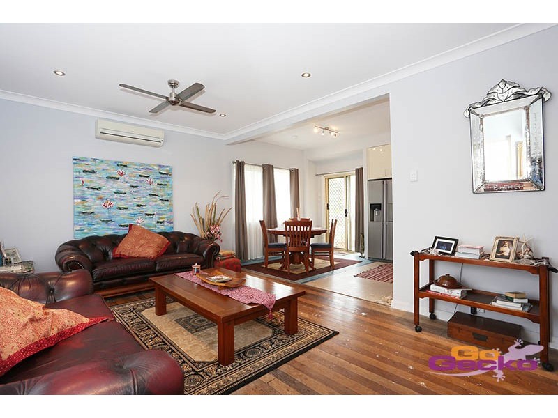 40 Cameron Parade, Wynnum QLD 4178