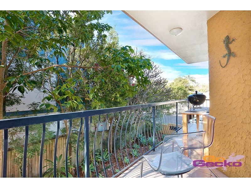 2/11 Jamieson Street, Bulimba QLD 4171