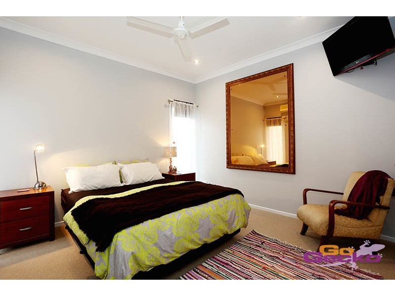 40 Cameron Parade, Wynnum QLD 4178