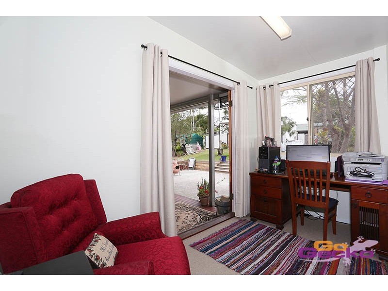 40 Cameron Parade, Wynnum QLD 4178