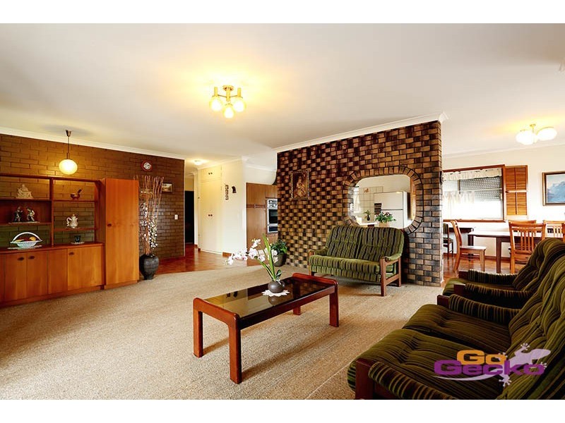 52 Crest Street, Mount Gravatt East QLD 4122