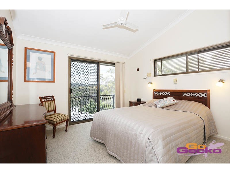 12 Dodwell Street, Holland Park West QLD 4121