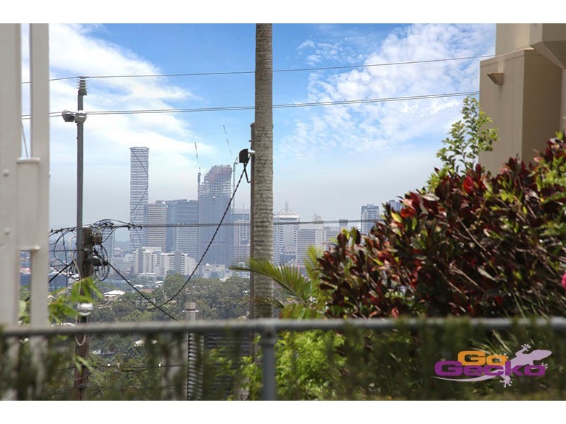 12 Dodwell Street, Holland Park West QLD 4121