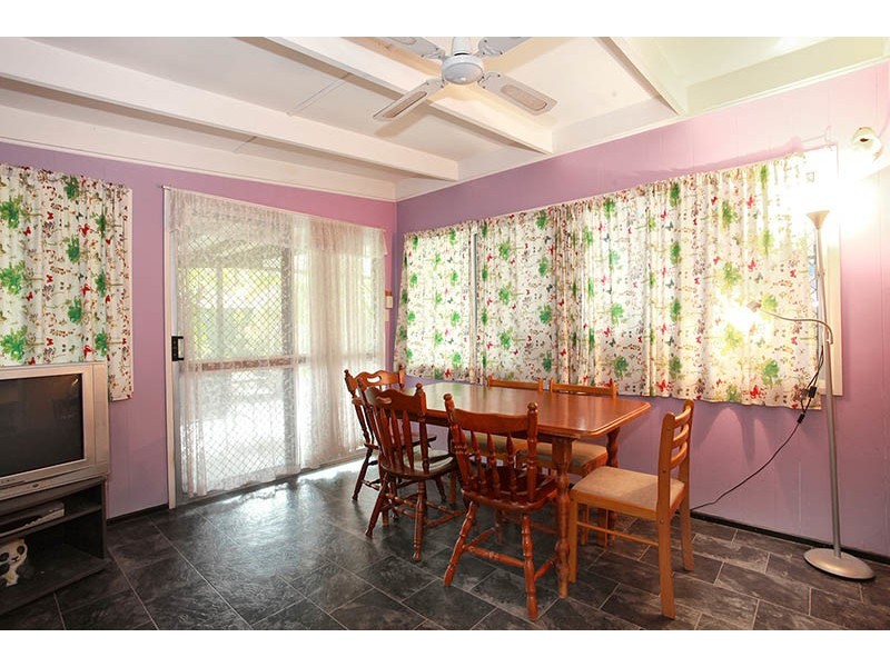 15 Caradon Street, Albany Creek QLD 4035