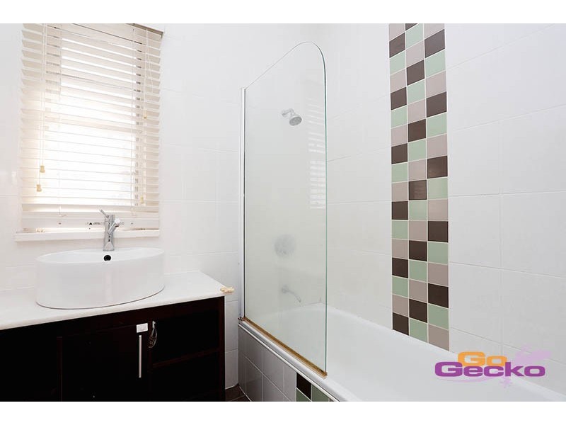 10 Houthem Street, Camp Hill QLD 4152