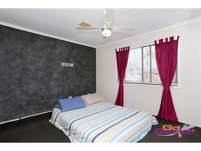 10 Moloaa Crescent, Birkdale QLD 4159