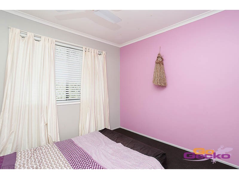 10 Moloaa Crescent, Birkdale QLD 4159