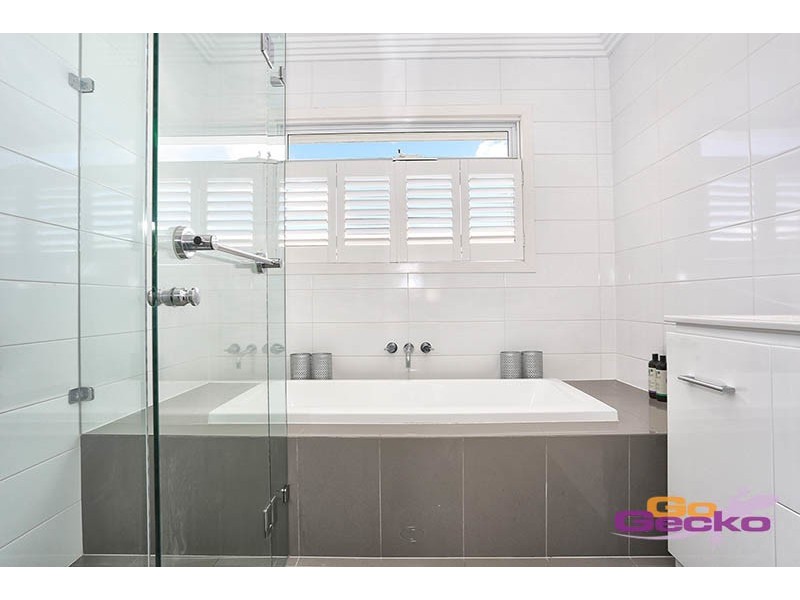 17 McGahan, Carina Heights QLD 4152