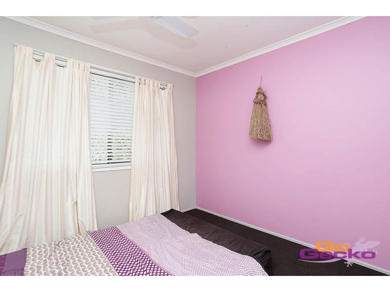 10 Moloaa Crescent, Birkdale QLD 4159