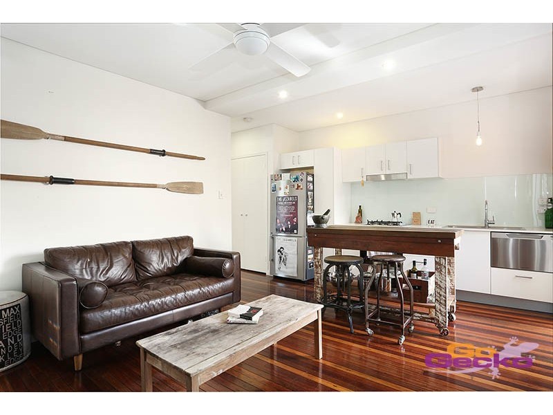 1/15 Halstead Street, Coorparoo QLD 4151