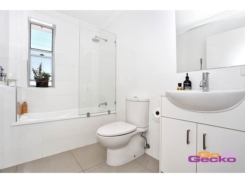 1/15 Halstead Street, Coorparoo QLD 4151