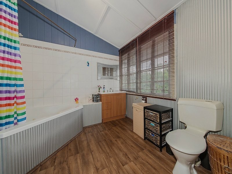 9 Reid St, Woolloongabba QLD 4102