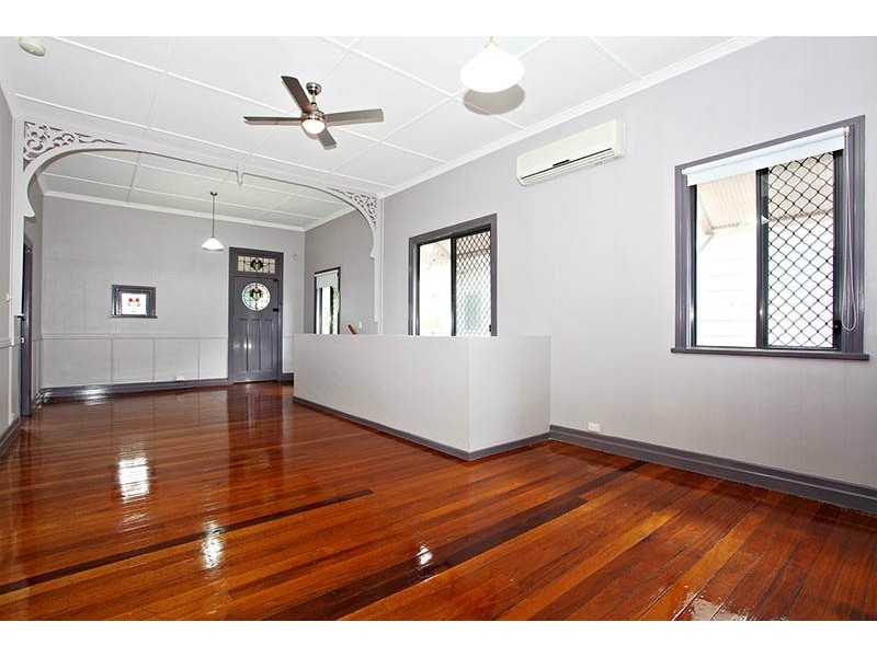 3 Burke St, Coorparoo QLD 4151