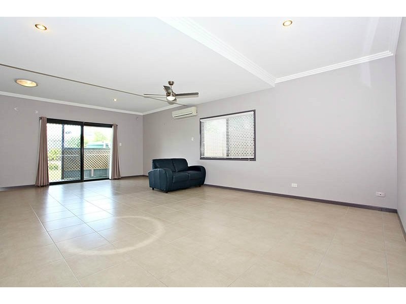 3 Burke St, Coorparoo QLD 4151