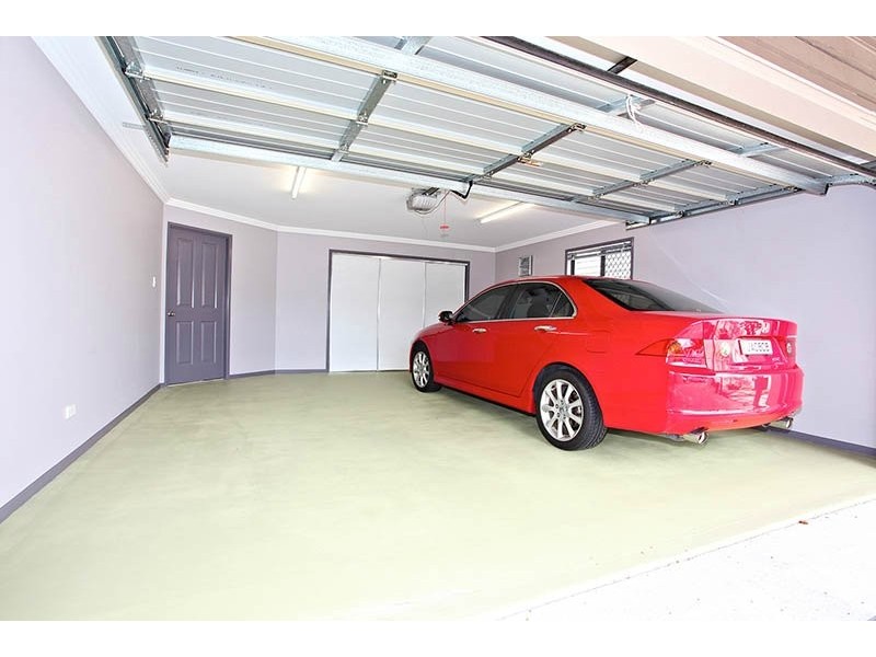 3 Burke St, Coorparoo QLD 4151