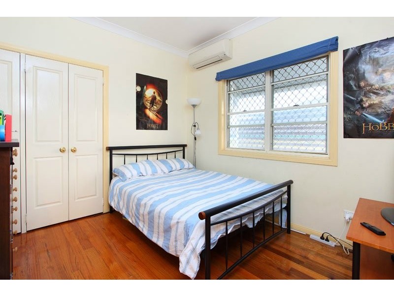 15 Dorothea Street, Cannon Hill QLD 4170