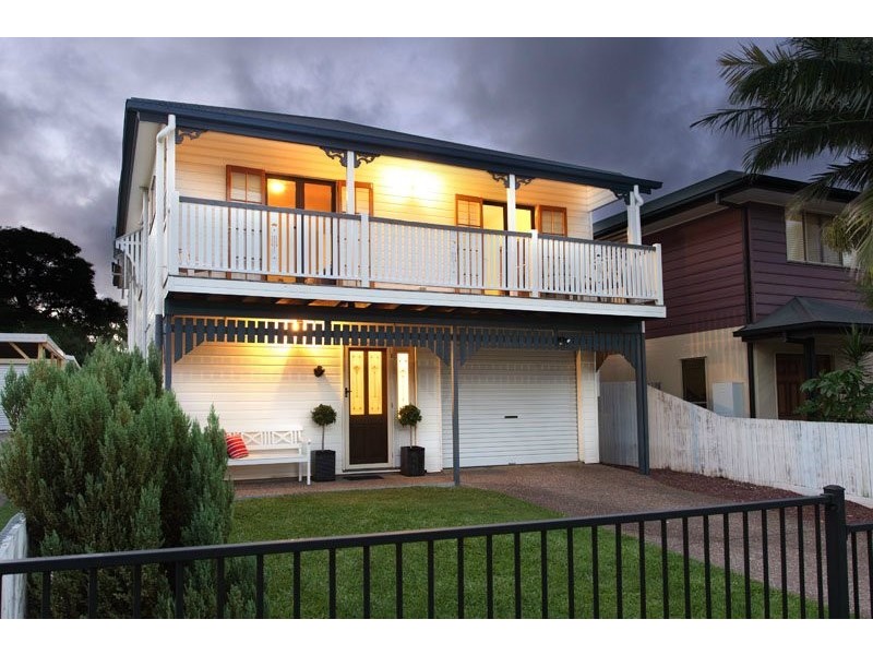 15 Dorothea Street, Cannon Hill QLD 4170