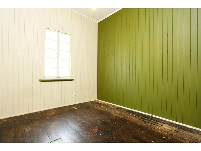 19 Fleurs St, Woolloongabba QLD 4102