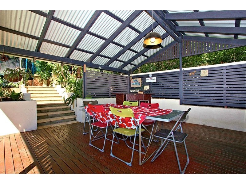 29 Love Street, Holland Park QLD 4121