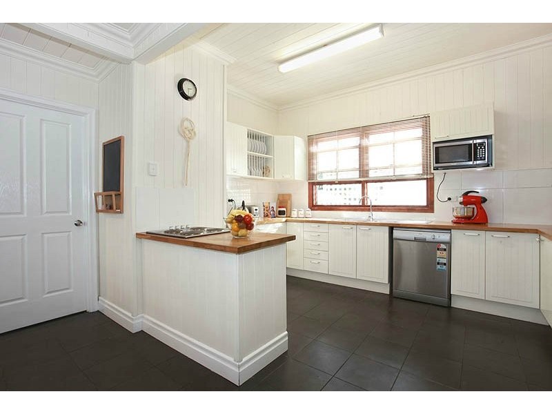 28 Taylor Street, Woolloongabba QLD 4102