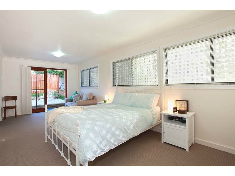 28 Taylor Street, Woolloongabba QLD 4102