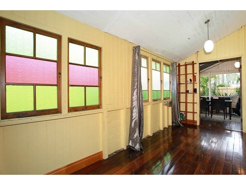 23 Taylor Street, Woolloongabba QLD 4102