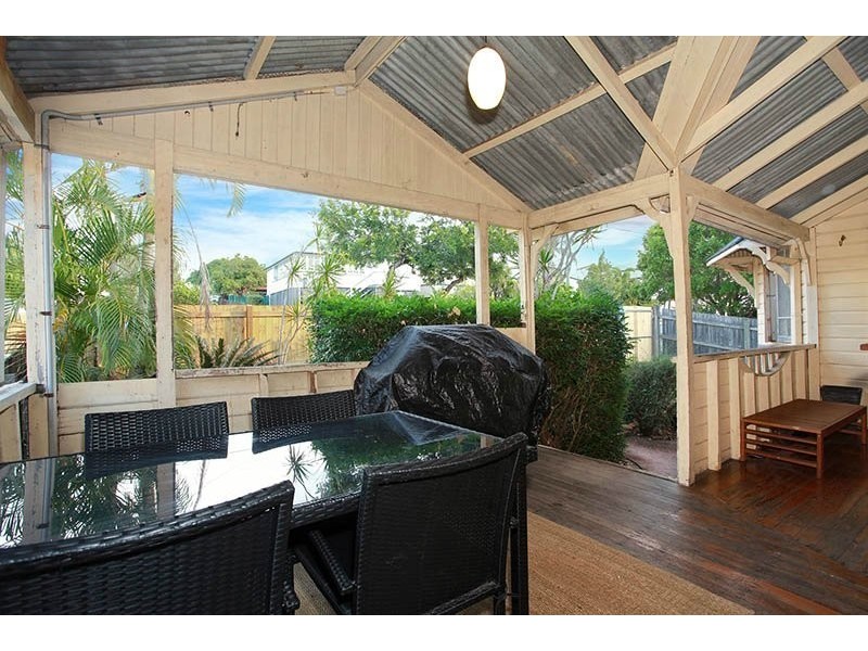 23 Taylor Street, Woolloongabba QLD 4102