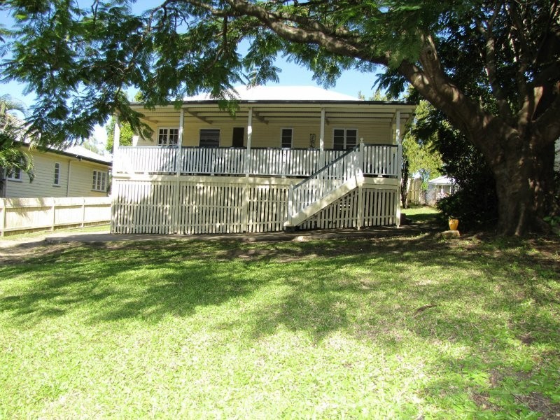 32 Stanley Road, Seven Hills QLD 4170