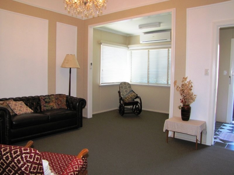 40 Ninth Avenue, Coorparoo QLD 4151