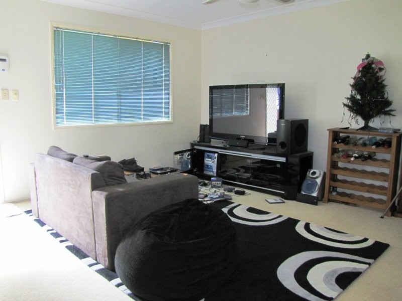 42 Roseglen Street, Greenslopes QLD 4120