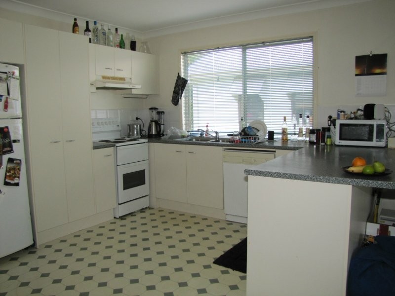 42 Roseglen Street, Greenslopes QLD 4120