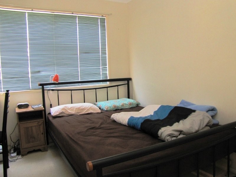 42 Roseglen Street, Greenslopes QLD 4120