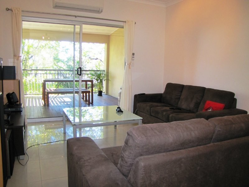 4/298 Cavendish Road, Coorparoo QLD 4151