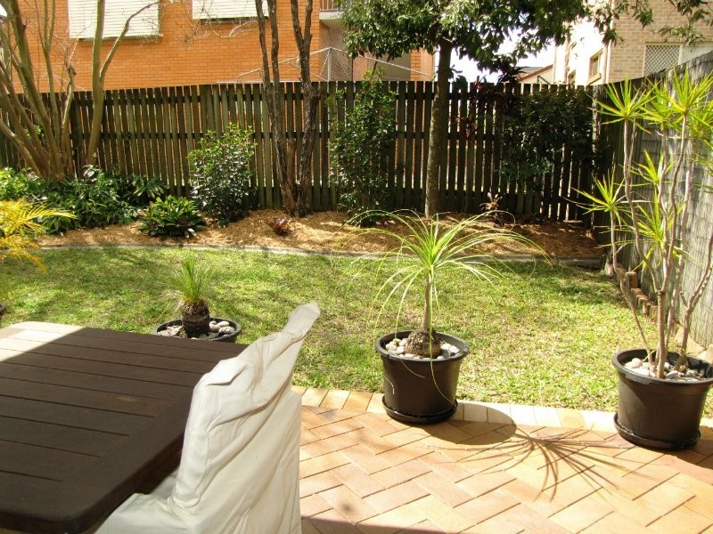 1/20 Mansfield Street, Coorparoo QLD 4151