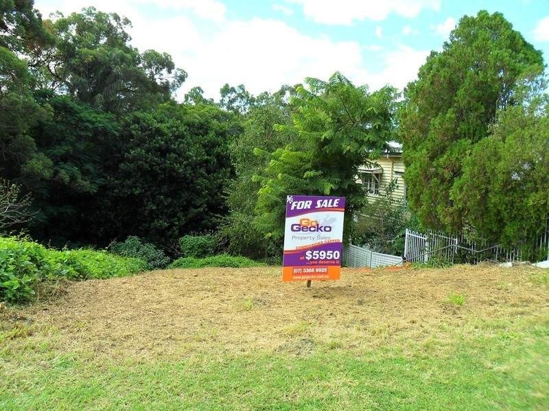 10 Fifth Avenue, Bardon QLD 4065